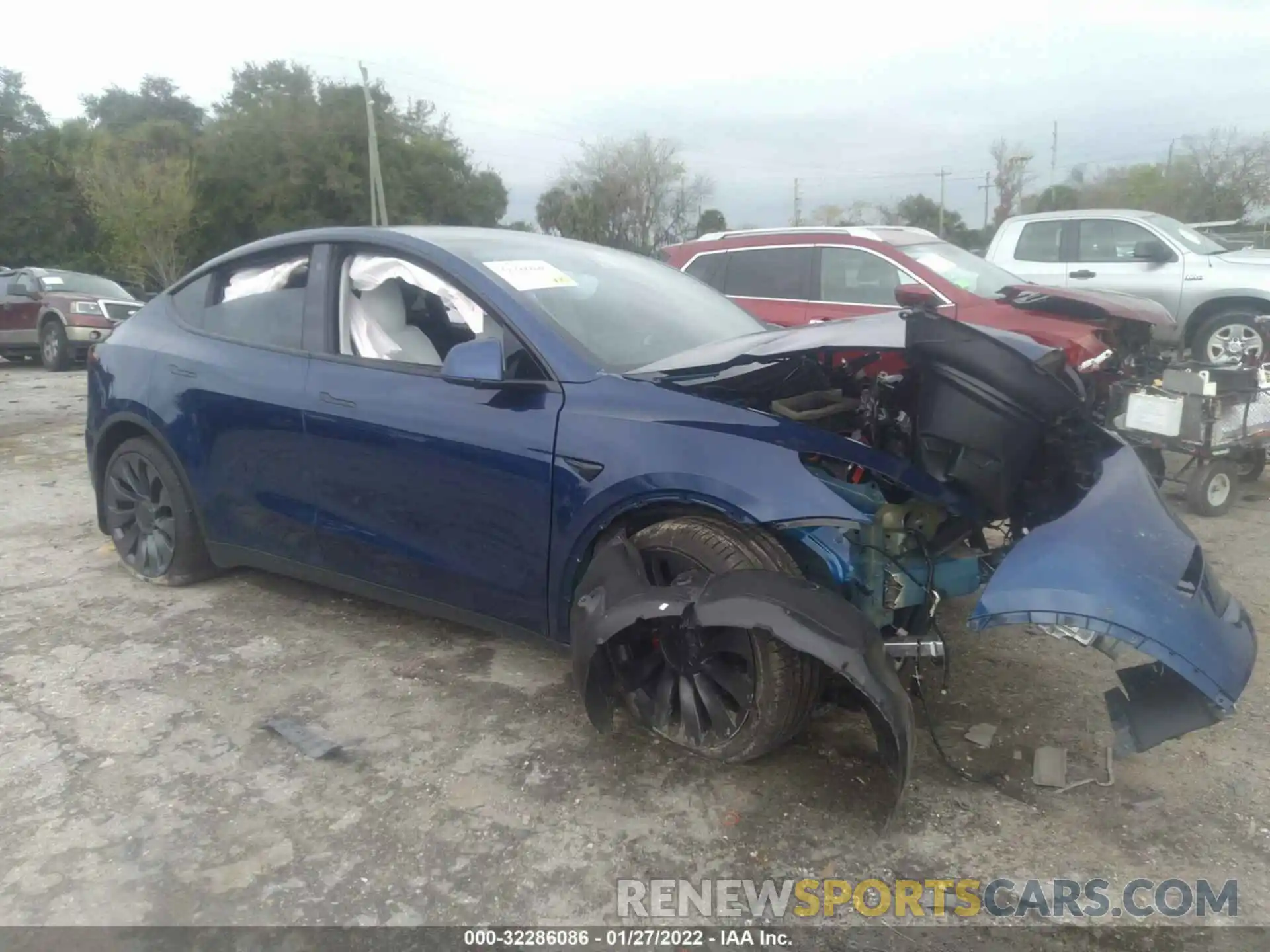 1 Photograph of a damaged car 5YJYGDEF2MF124491 TESLA MODEL Y 2021