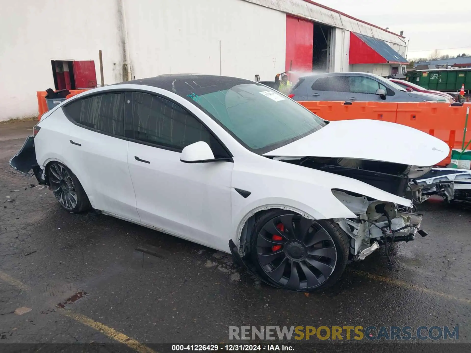 1 Photograph of a damaged car 5YJYGDEF2MF133739 TESLA MODEL Y 2021