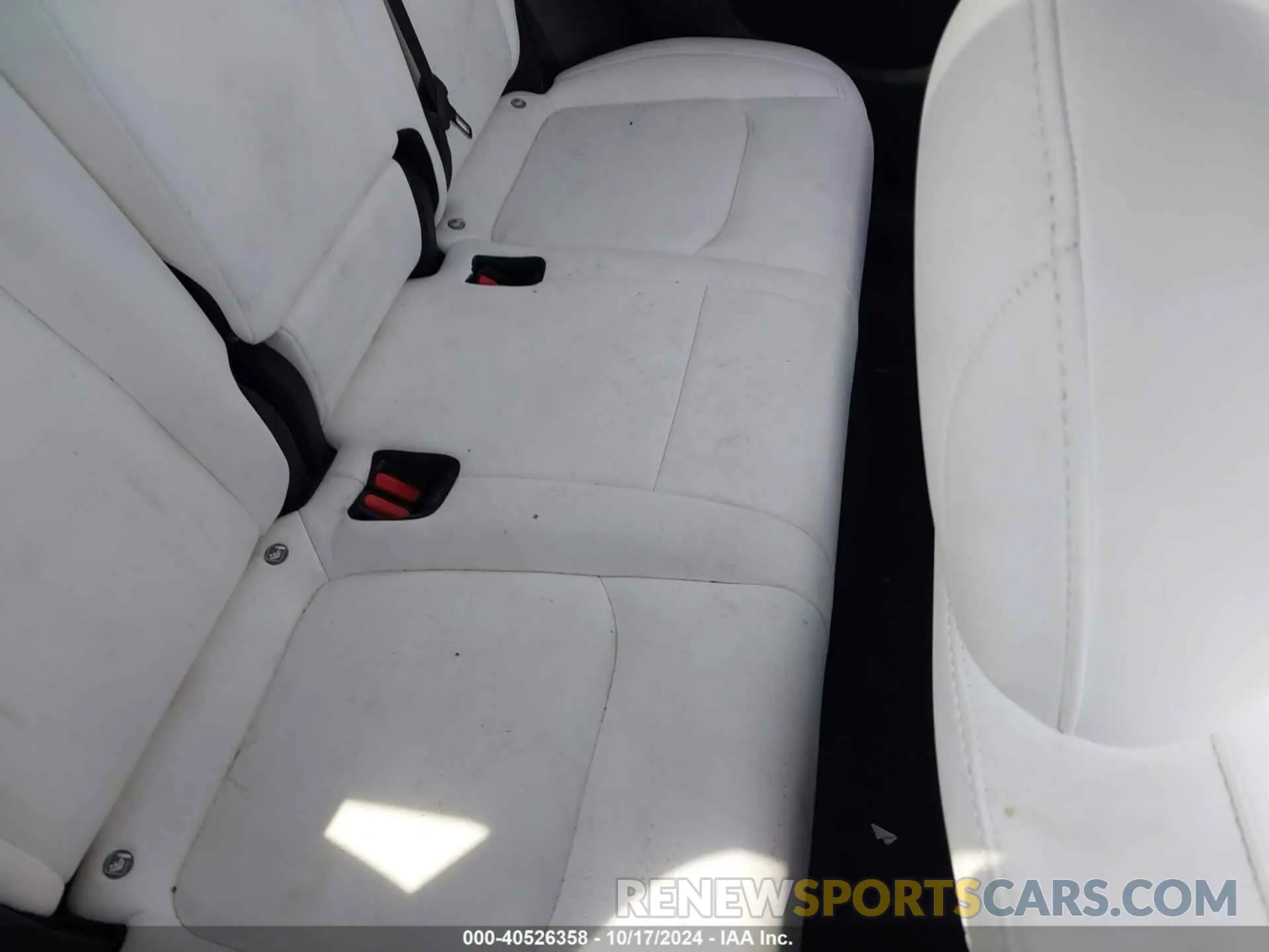 8 Photograph of a damaged car 5YJYGDEF2MF141002 TESLA MODEL Y 2021