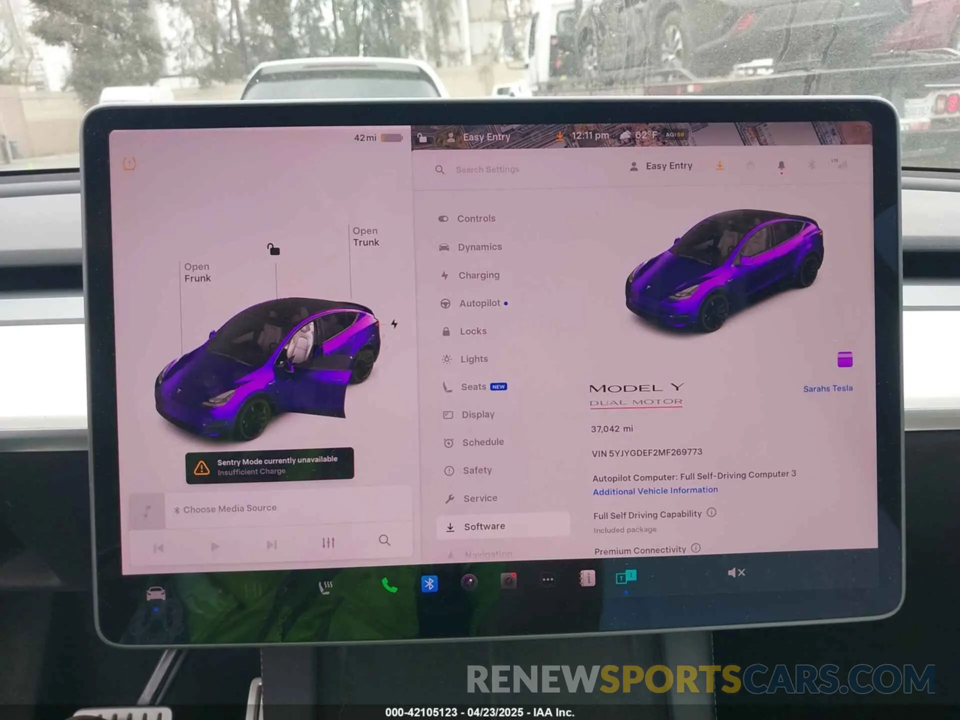 19 Photograph of a damaged car 5YJYGDEF2MF269773 TESLA MODEL Y 2021