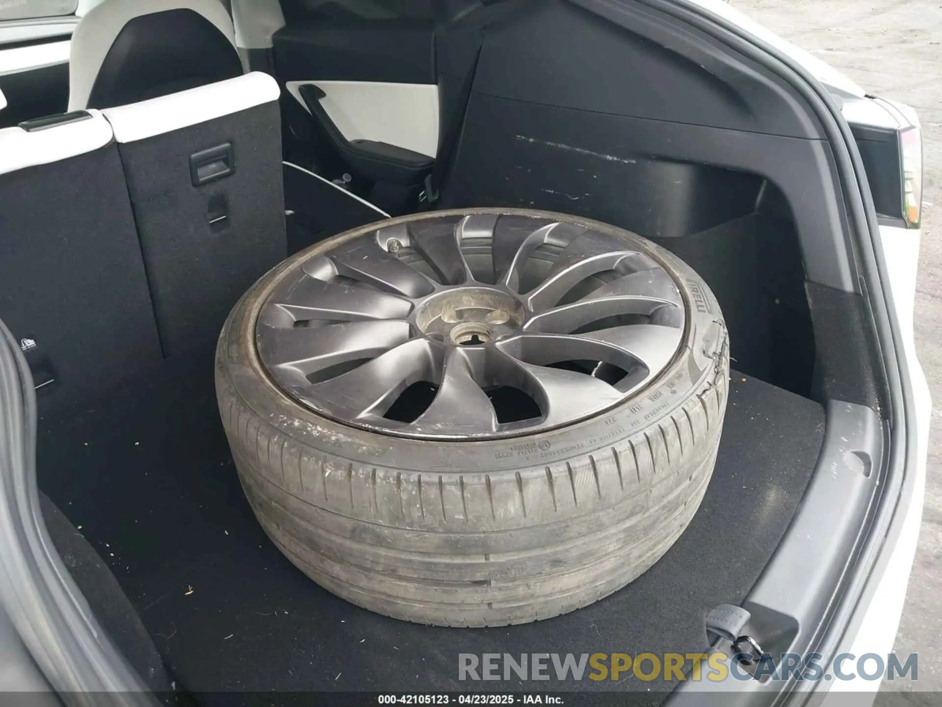 20 Photograph of a damaged car 5YJYGDEF2MF269773 TESLA MODEL Y 2021