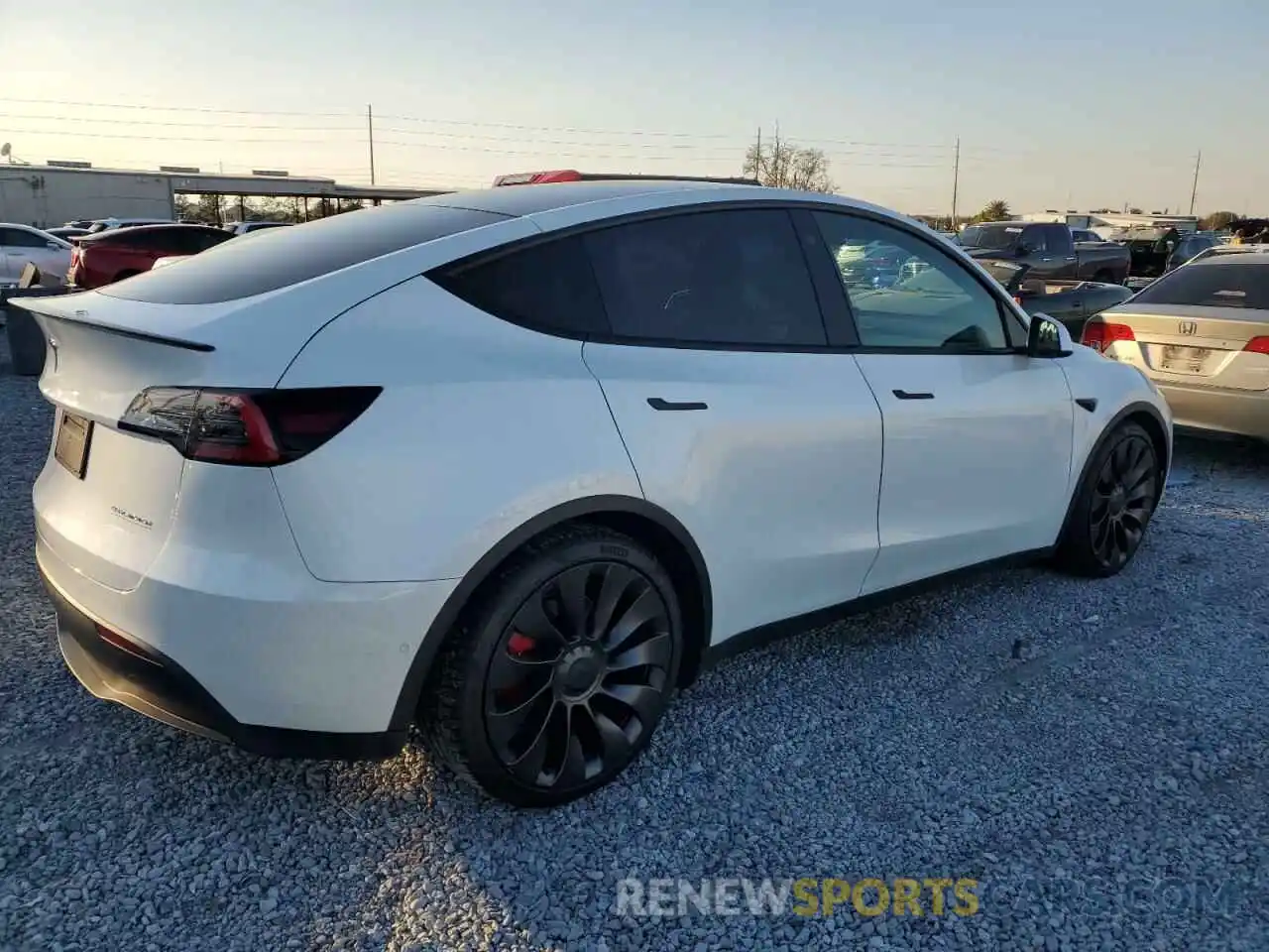 3 Photograph of a damaged car 5YJYGDEF3MF075608 TESLA MODEL Y 2021