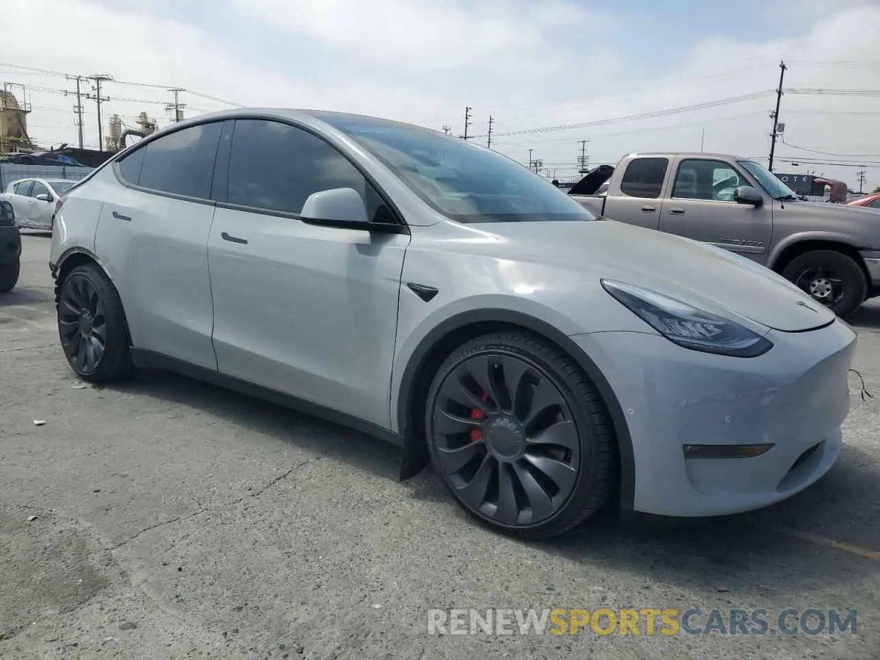4 Photograph of a damaged car 5YJYGDEF3MF078542 TESLA MODEL Y 2021