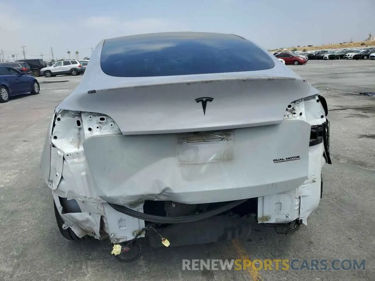 6 Photograph of a damaged car 5YJYGDEF3MF078542 TESLA MODEL Y 2021