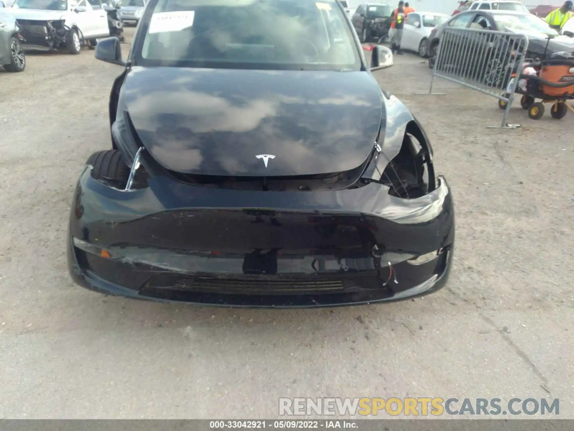 6 Photograph of a damaged car 5YJYGDEF3MF258796 TESLA MODEL Y 2021