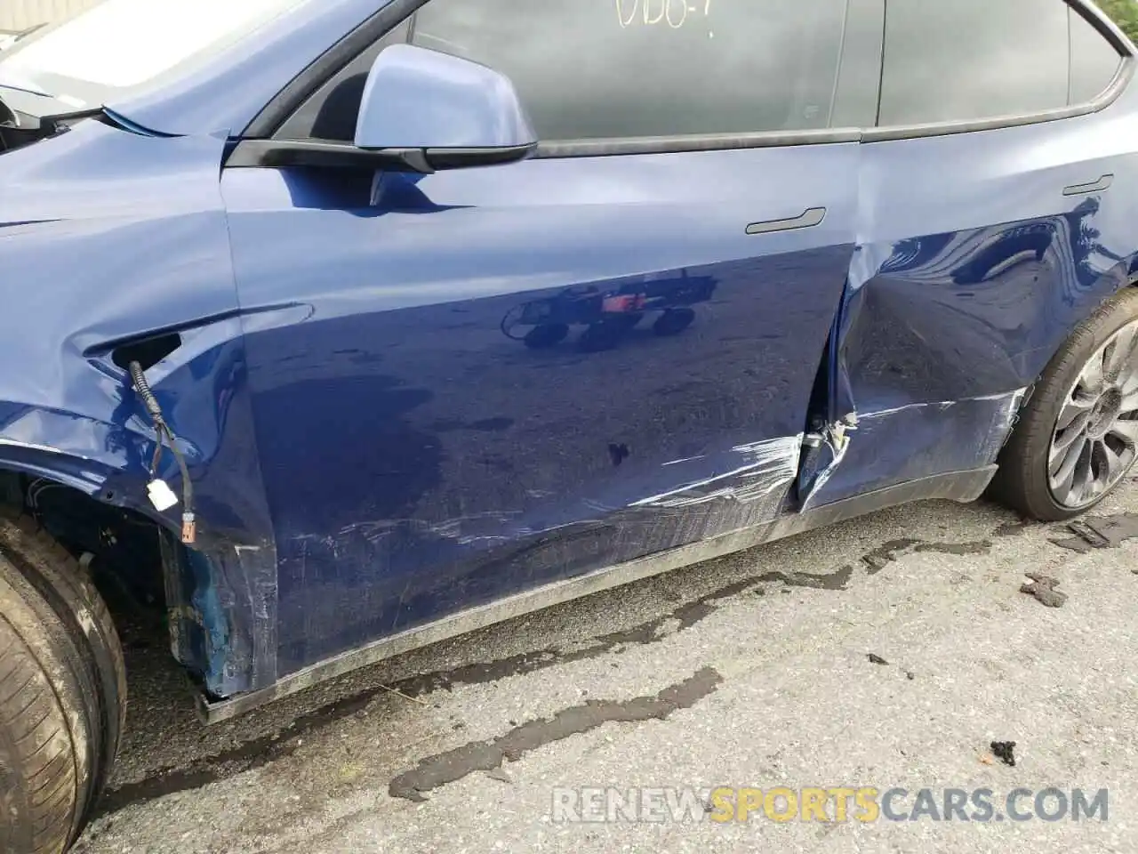 9 Photograph of a damaged car 5YJYGDEF3MF299848 TESLA MODEL Y 2021