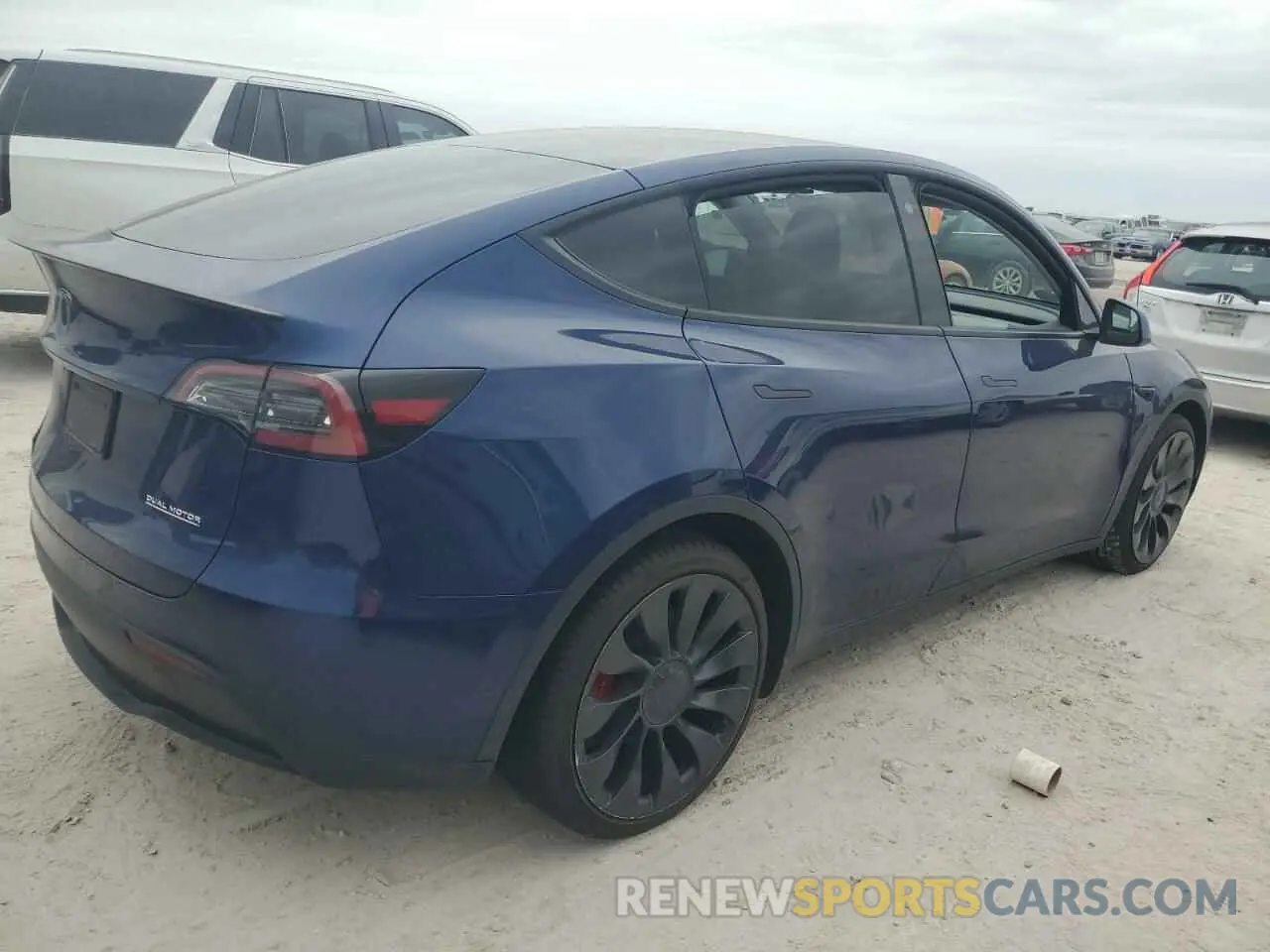 3 Photograph of a damaged car 5YJYGDEF3MF302702 TESLA MODEL Y 2021