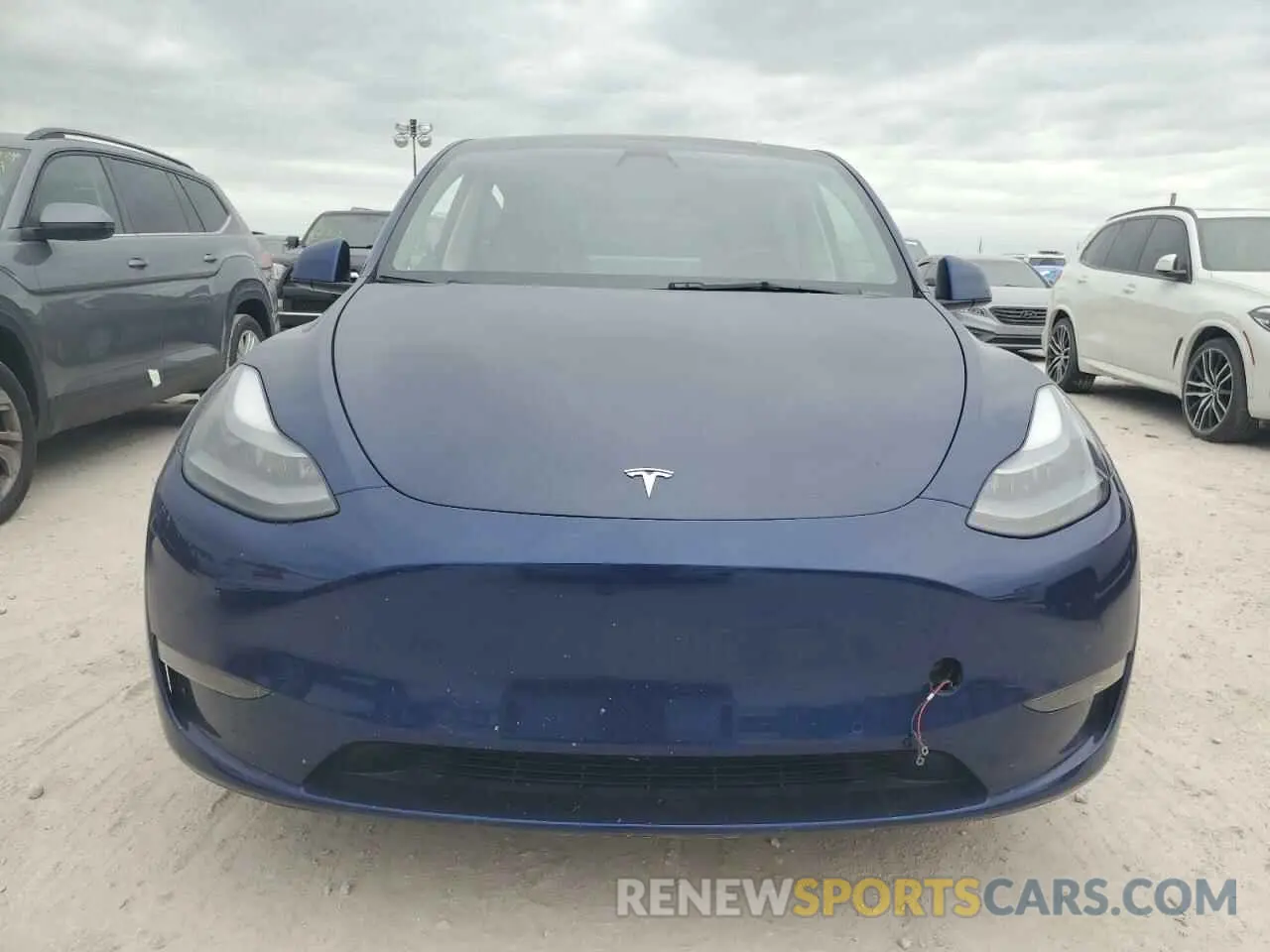 5 Photograph of a damaged car 5YJYGDEF3MF302702 TESLA MODEL Y 2021