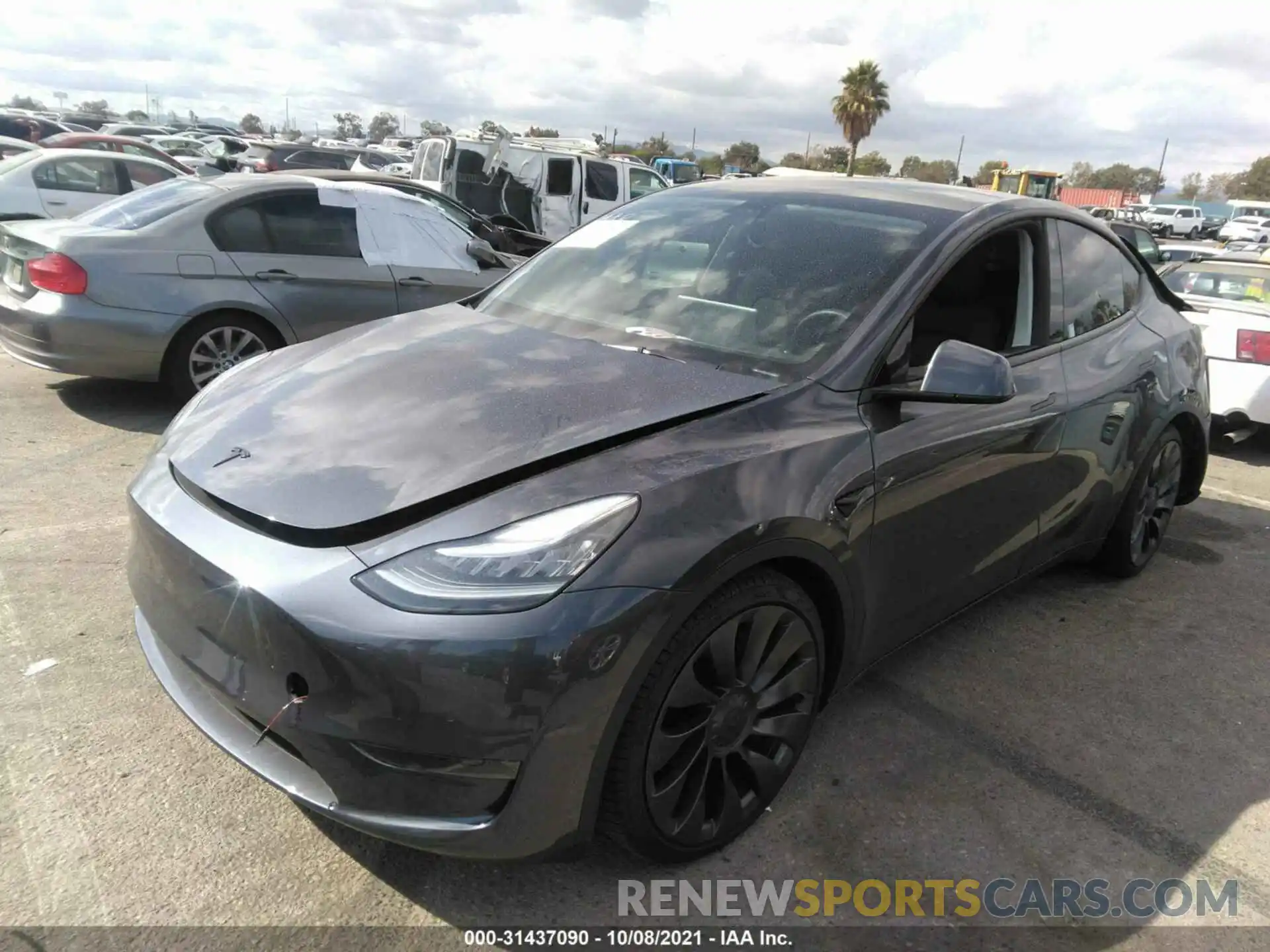 2 Photograph of a damaged car 5YJYGDEF4MF096600 TESLA MODEL Y 2021