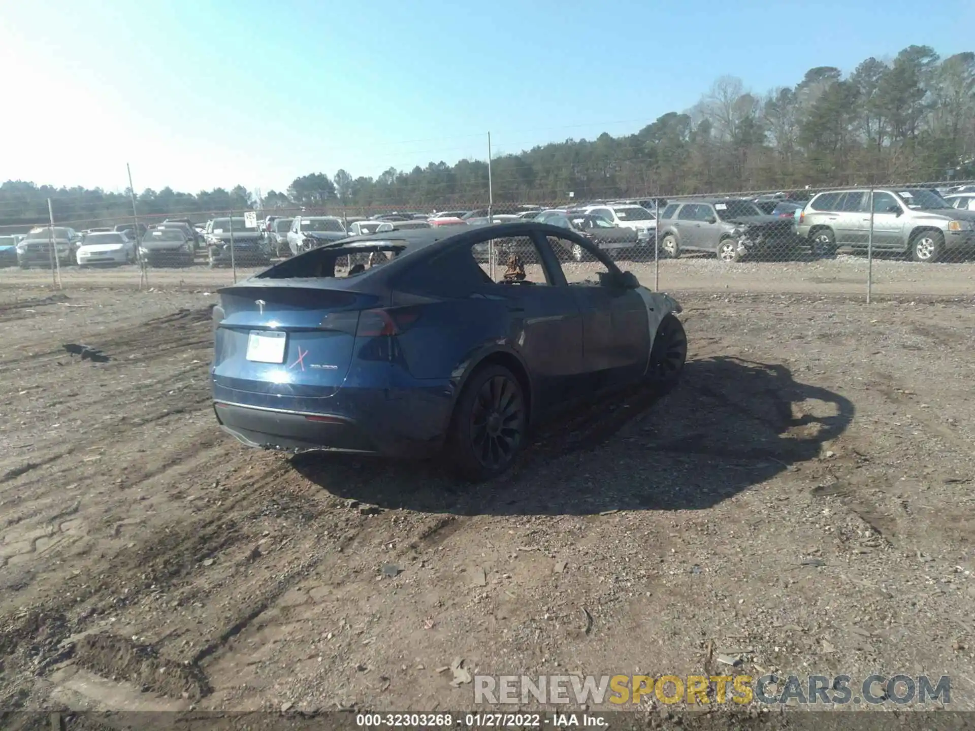 4 Photograph of a damaged car 5YJYGDEF4MF124492 TESLA MODEL Y 2021