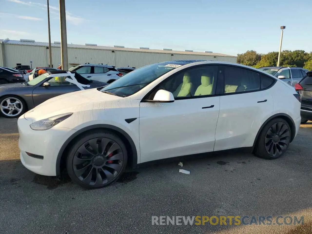 1 Photograph of a damaged car 5YJYGDEF4MF137243 TESLA MODEL Y 2021