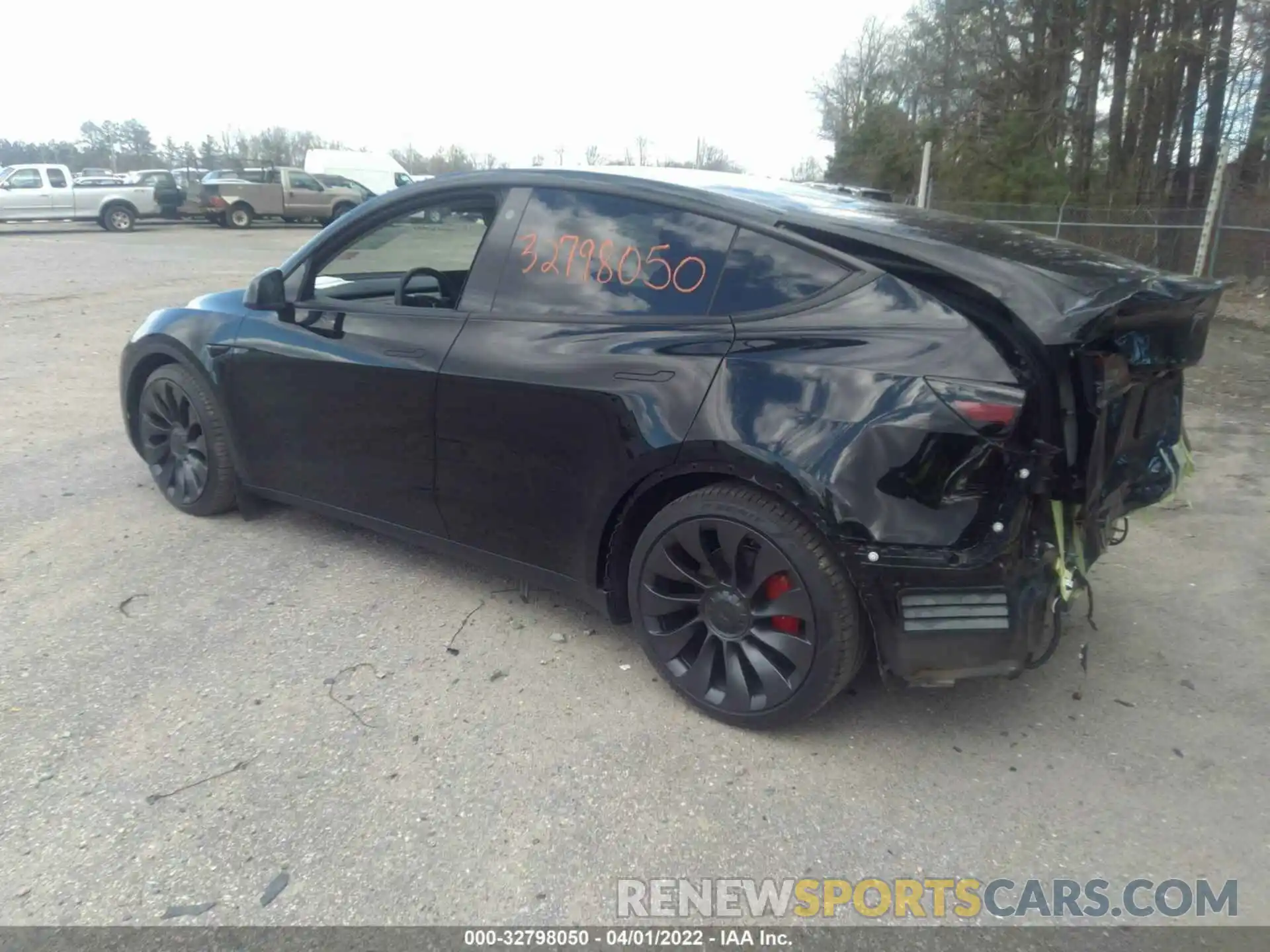 3 Photograph of a damaged car 5YJYGDEF4MF197393 TESLA MODEL Y 2021