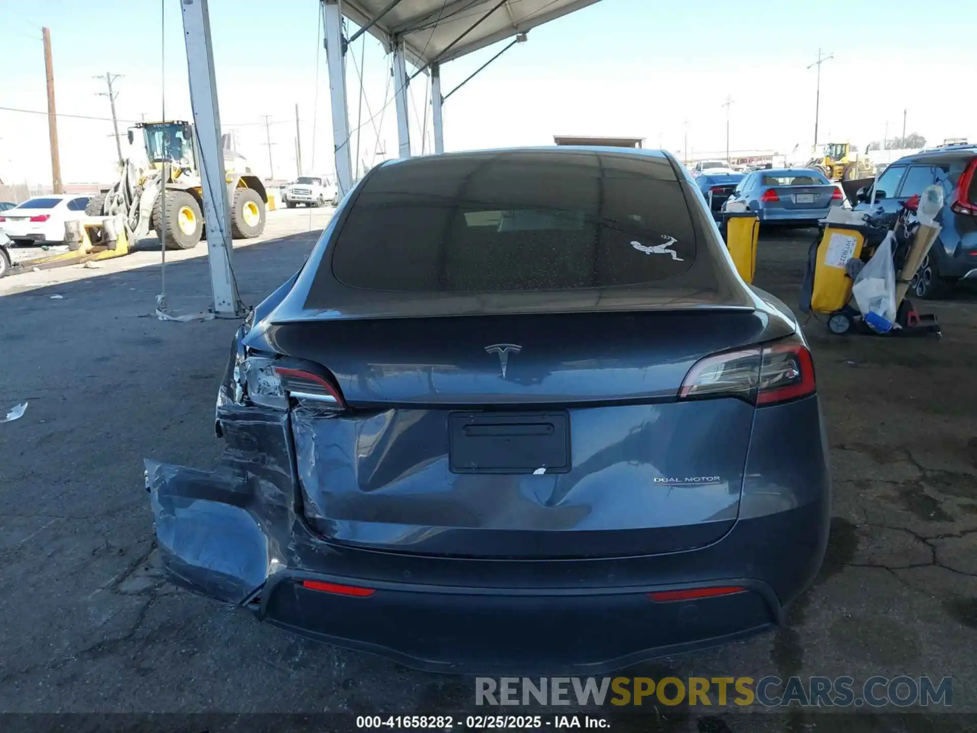 17 Photograph of a damaged car 5YJYGDEF4MF201989 TESLA MODEL Y 2021