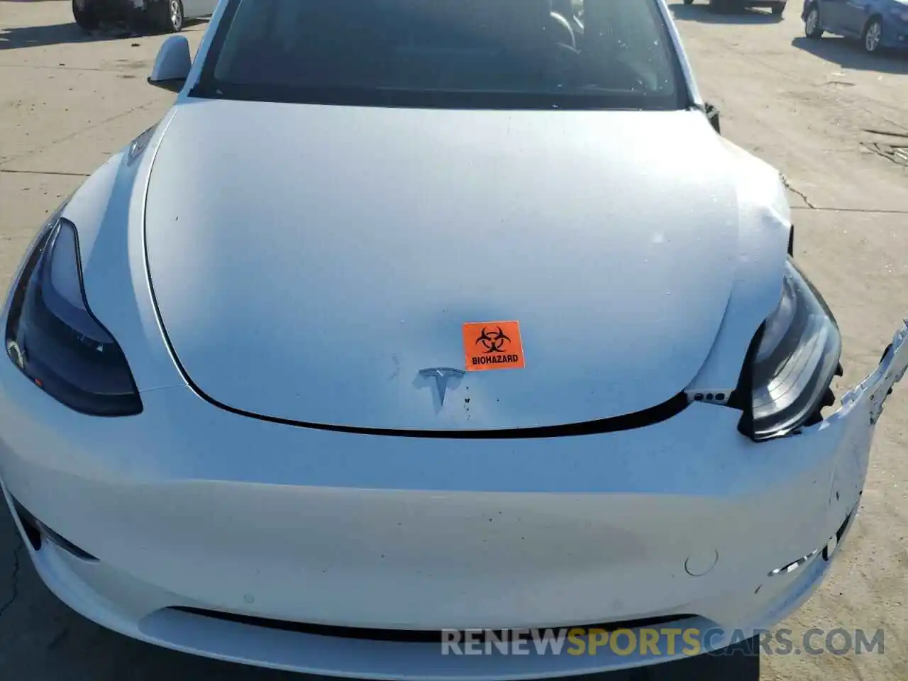 11 Photograph of a damaged car 5YJYGDEF4MF216007 TESLA MODEL Y 2021