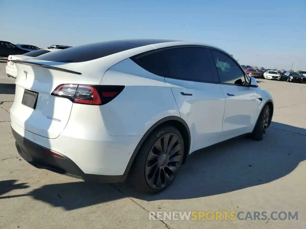 3 Photograph of a damaged car 5YJYGDEF4MF216007 TESLA MODEL Y 2021