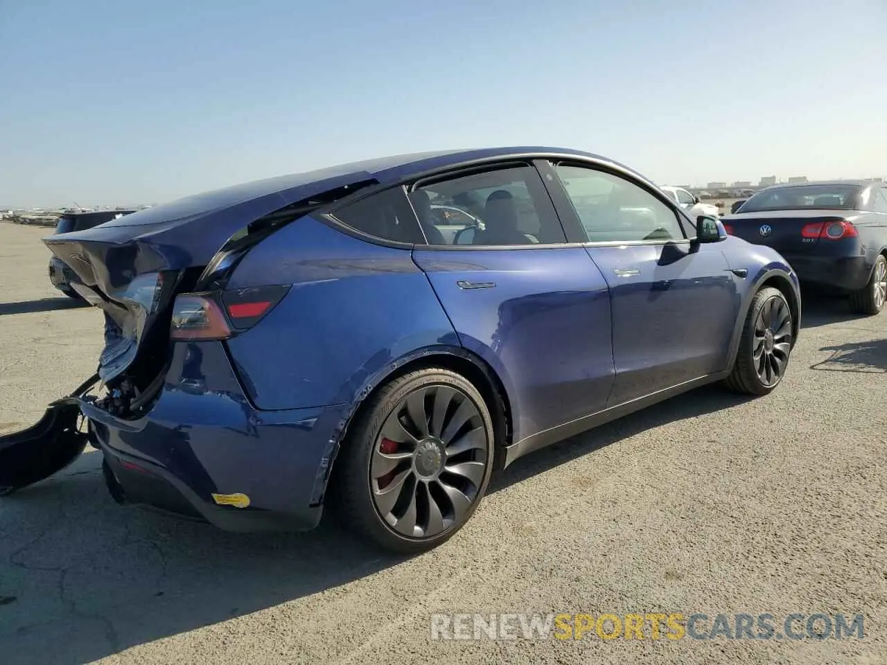 3 Photograph of a damaged car 5YJYGDEF4MF298255 TESLA MODEL Y 2021