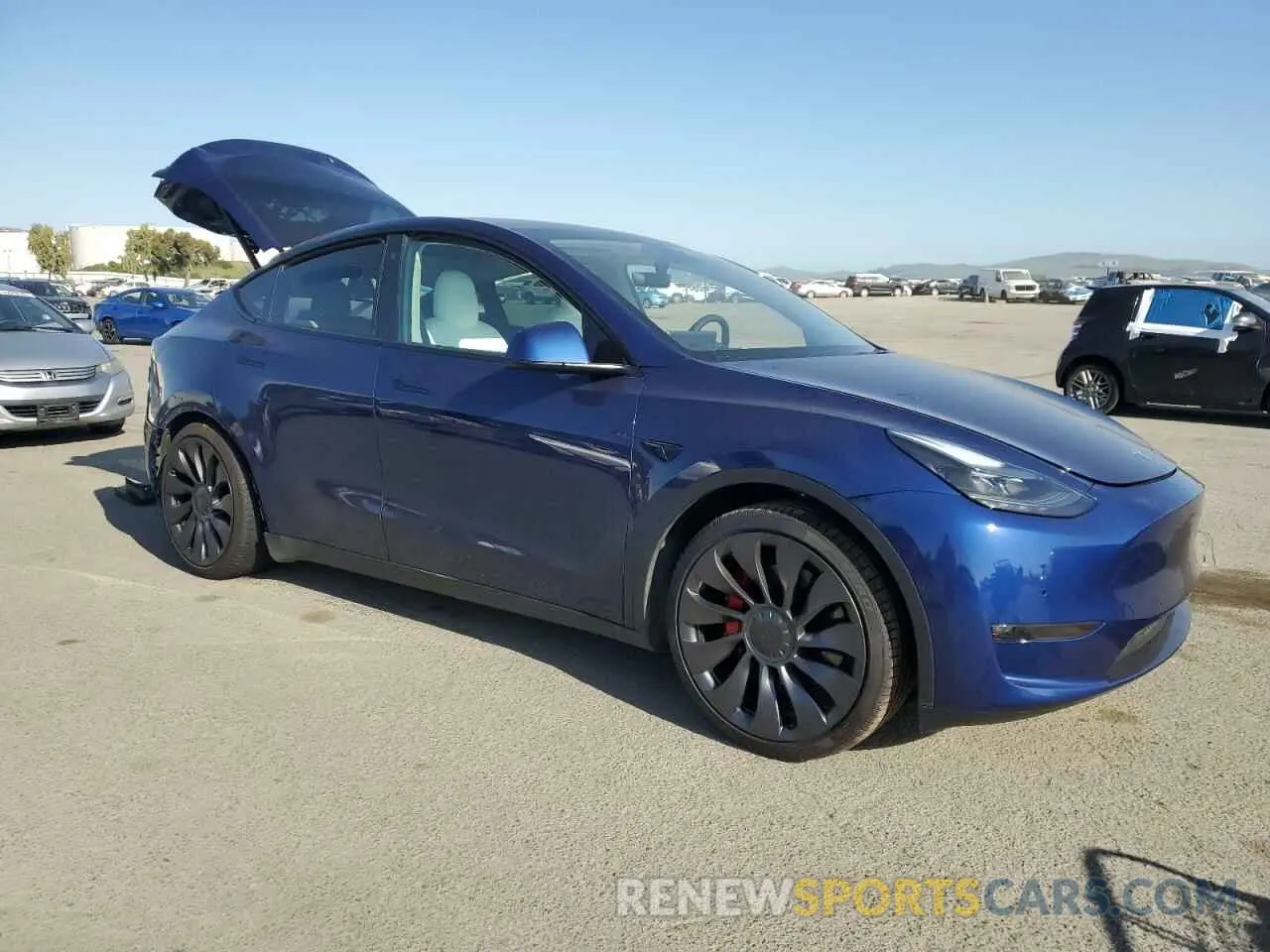 4 Photograph of a damaged car 5YJYGDEF4MF298255 TESLA MODEL Y 2021