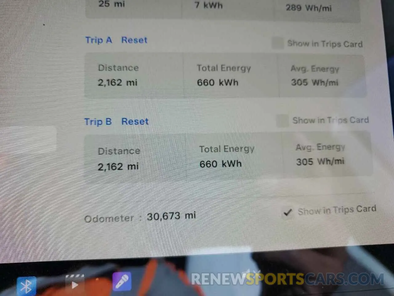 9 Photograph of a damaged car 5YJYGDEF4MF298255 TESLA MODEL Y 2021