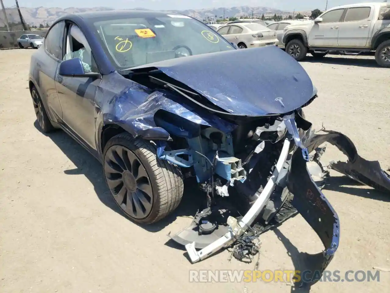 1 Photograph of a damaged car 5YJYGDEF5MF134075 TESLA MODEL Y 2021