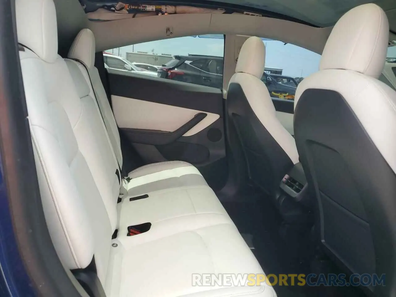 10 Photograph of a damaged car 5YJYGDEF5MF194681 TESLA MODEL Y 2021