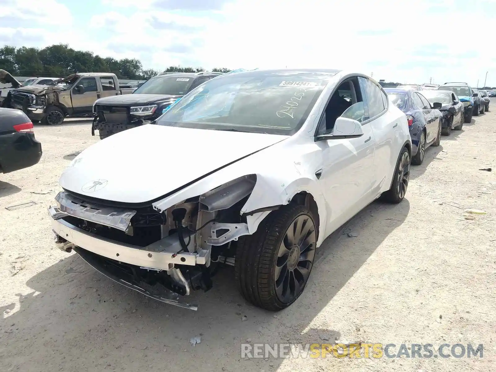 2 Photograph of a damaged car 5YJYGDEF5MF240252 TESLA MODEL Y 2021