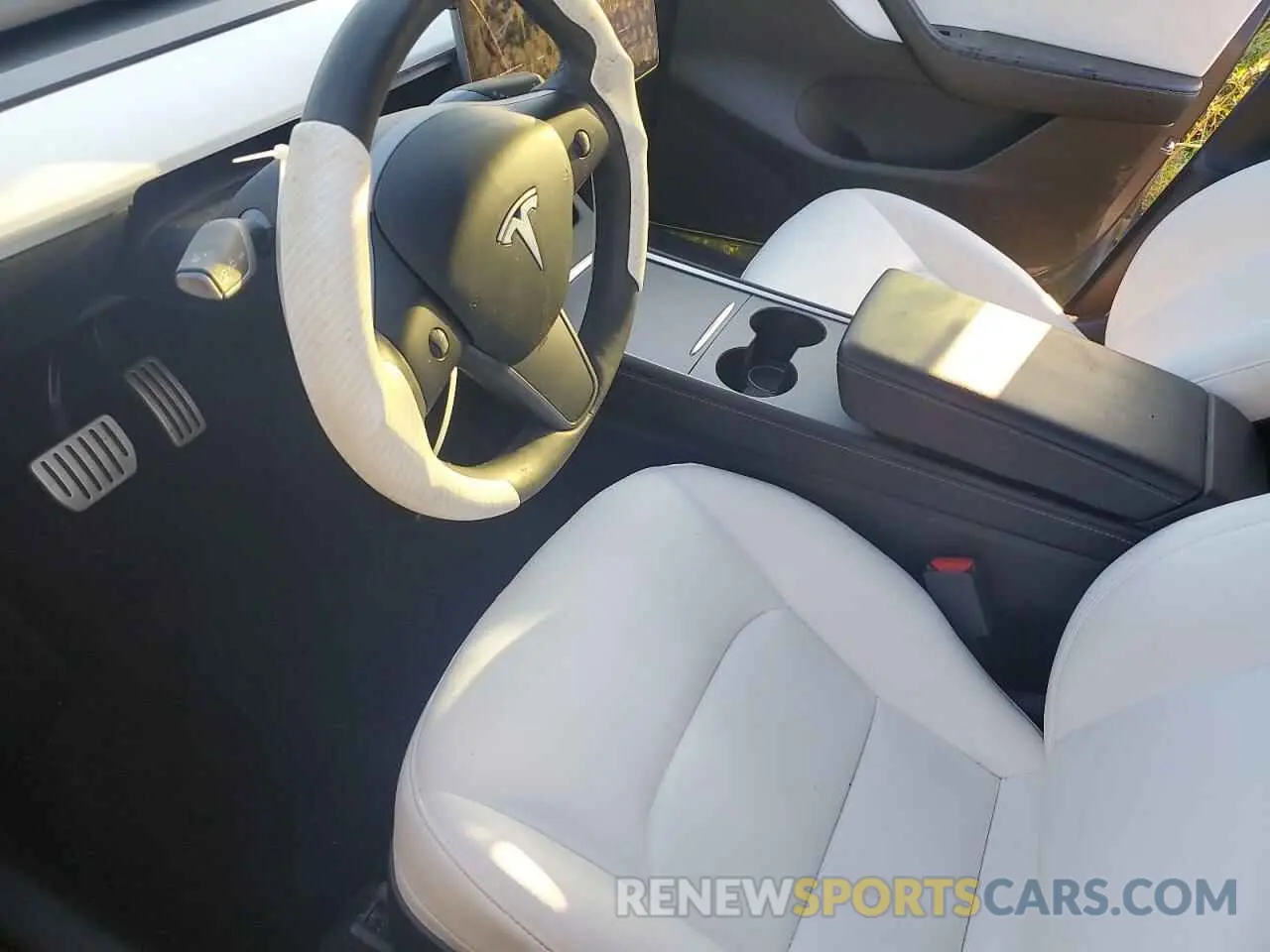 7 Photograph of a damaged car 5YJYGDEF5MF264633 TESLA MODEL Y 2021