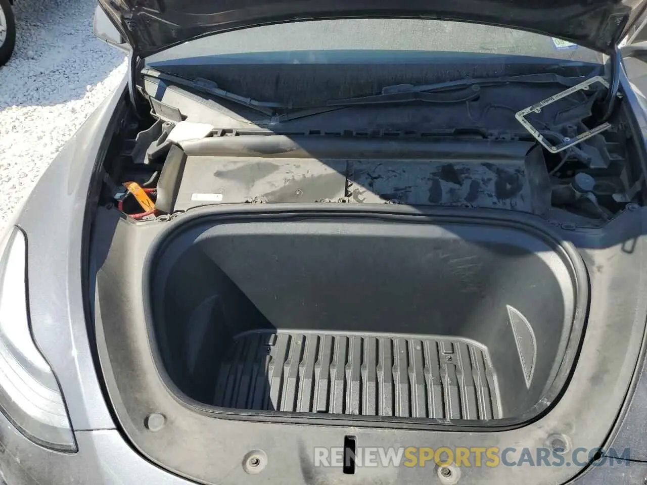 11 Photograph of a damaged car 5YJYGDEF5MF268830 TESLA MODEL Y 2021