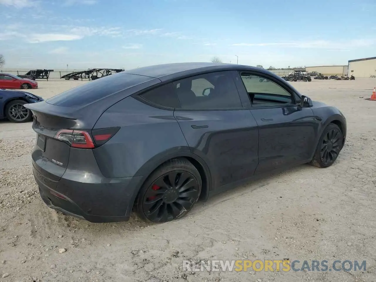 3 Photograph of a damaged car 5YJYGDEF5MF270528 TESLA MODEL Y 2021