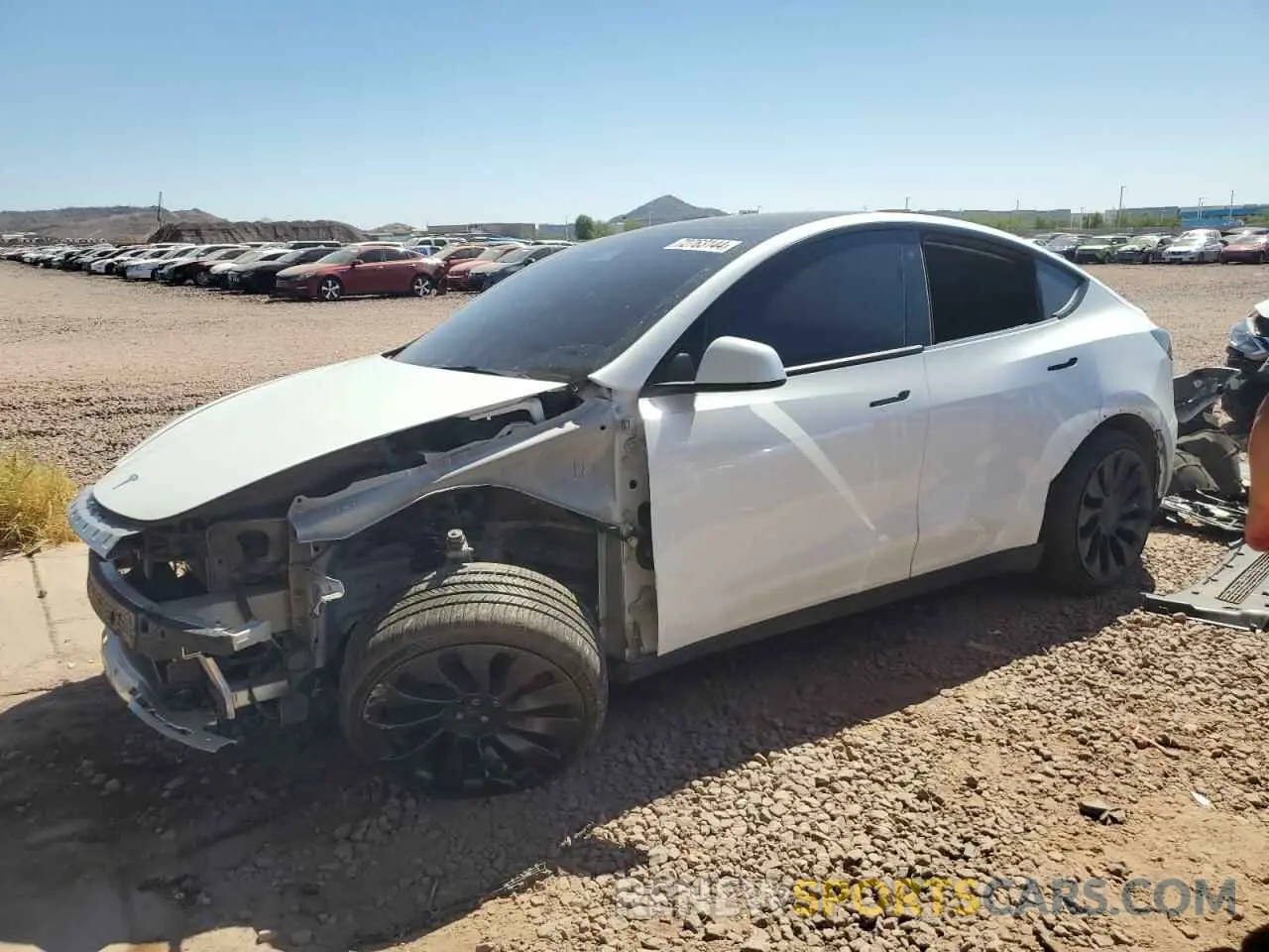 1 Photograph of a damaged car 5YJYGDEF5MF273574 TESLA MODEL Y 2021