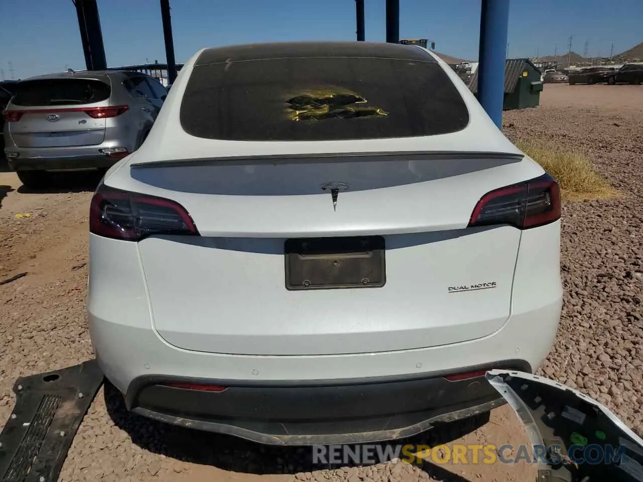 6 Photograph of a damaged car 5YJYGDEF5MF273574 TESLA MODEL Y 2021
