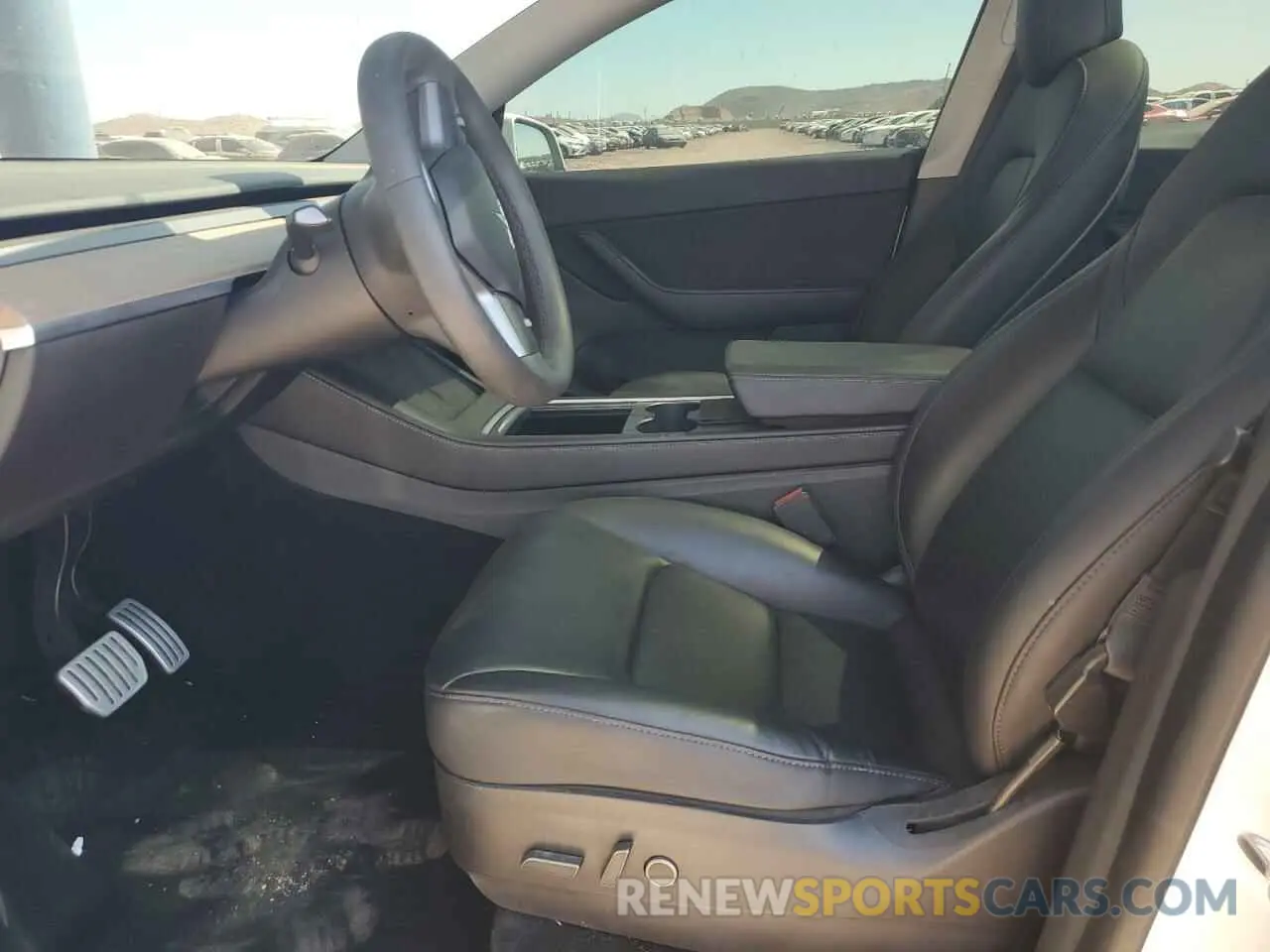 7 Photograph of a damaged car 5YJYGDEF5MF273574 TESLA MODEL Y 2021
