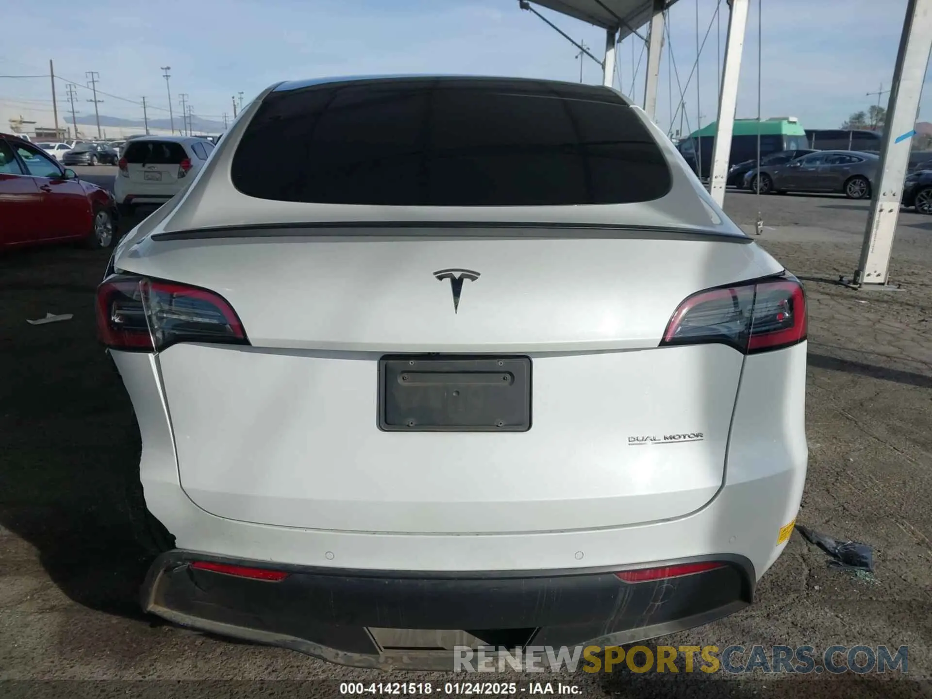 15 Photograph of a damaged car 5YJYGDEF5MF277804 TESLA MODEL Y 2021