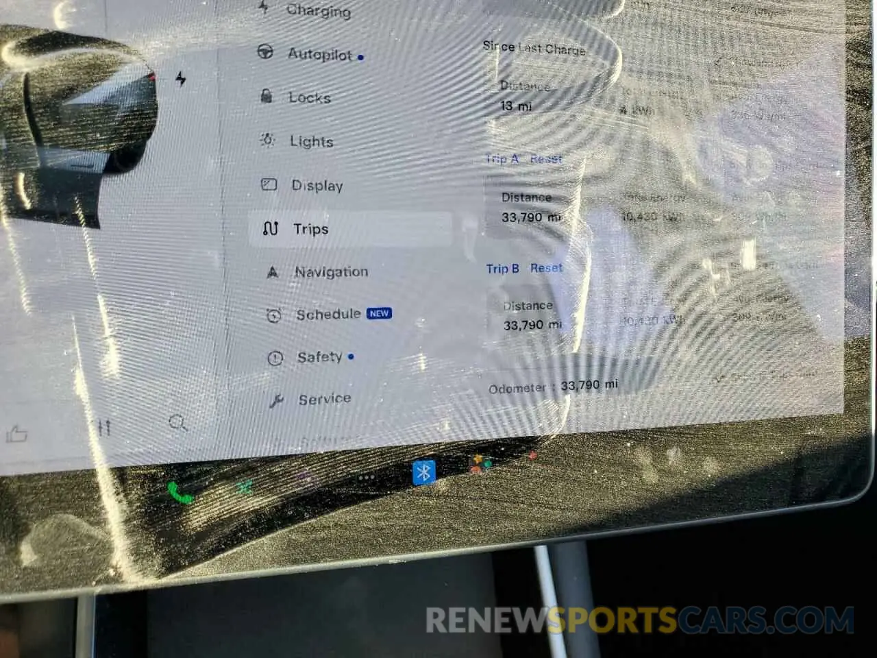 9 Photograph of a damaged car 5YJYGDEF6MF078518 TESLA MODEL Y 2021