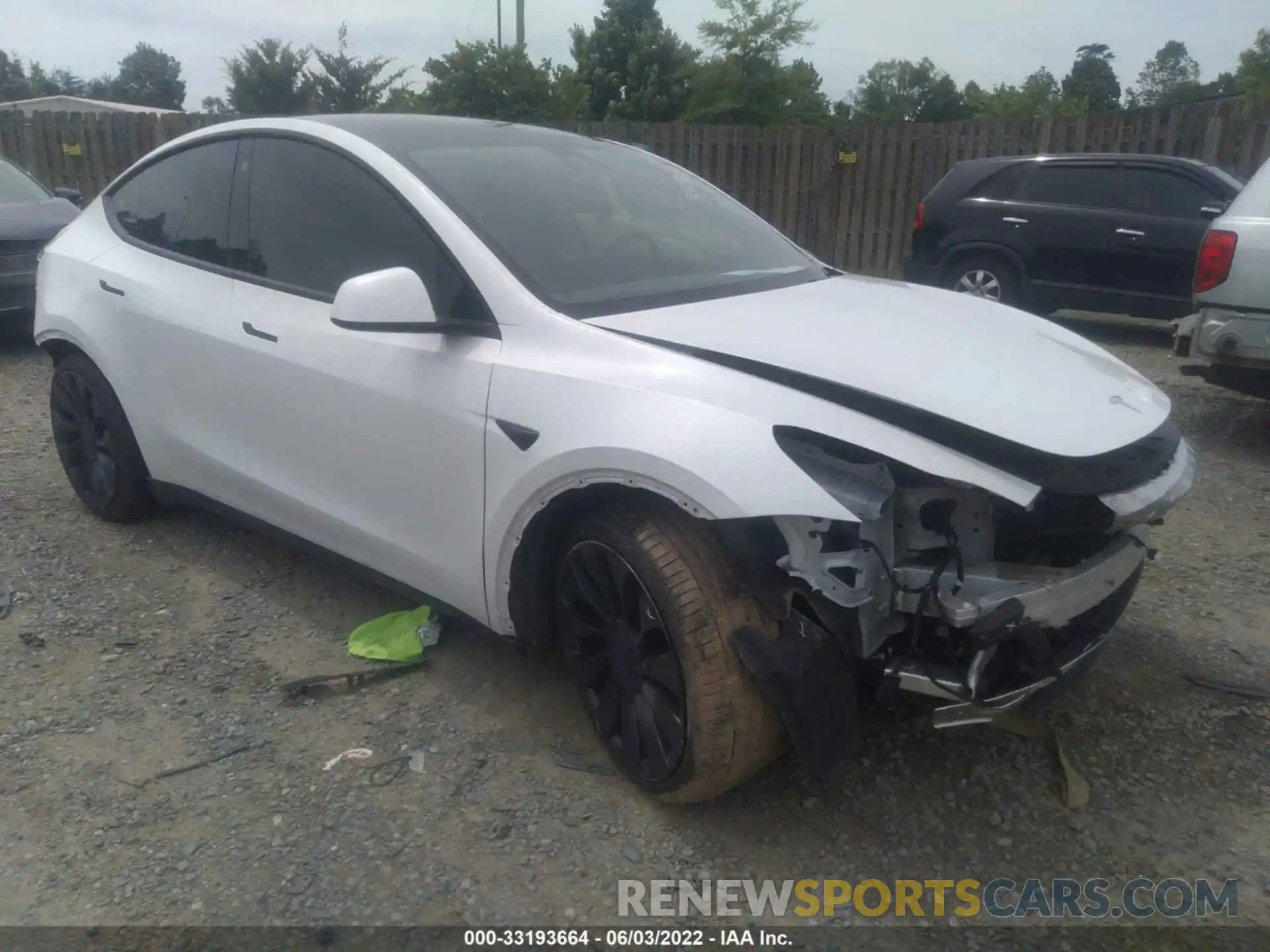 1 Photograph of a damaged car 5YJYGDEF6MF098185 TESLA MODEL Y 2021