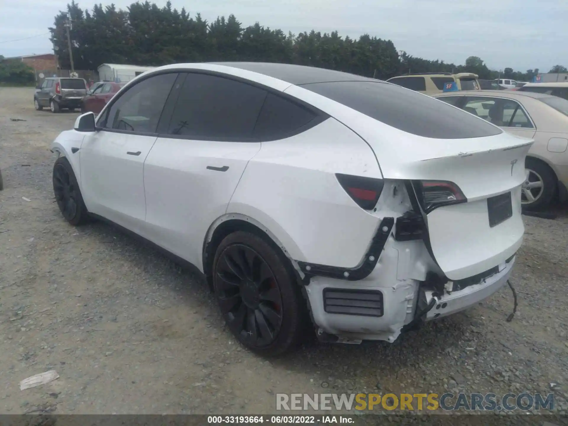 3 Photograph of a damaged car 5YJYGDEF6MF098185 TESLA MODEL Y 2021