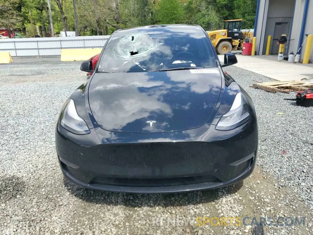 5 Photograph of a damaged car 5YJYGDEF6MF197539 TESLA MODEL Y 2021