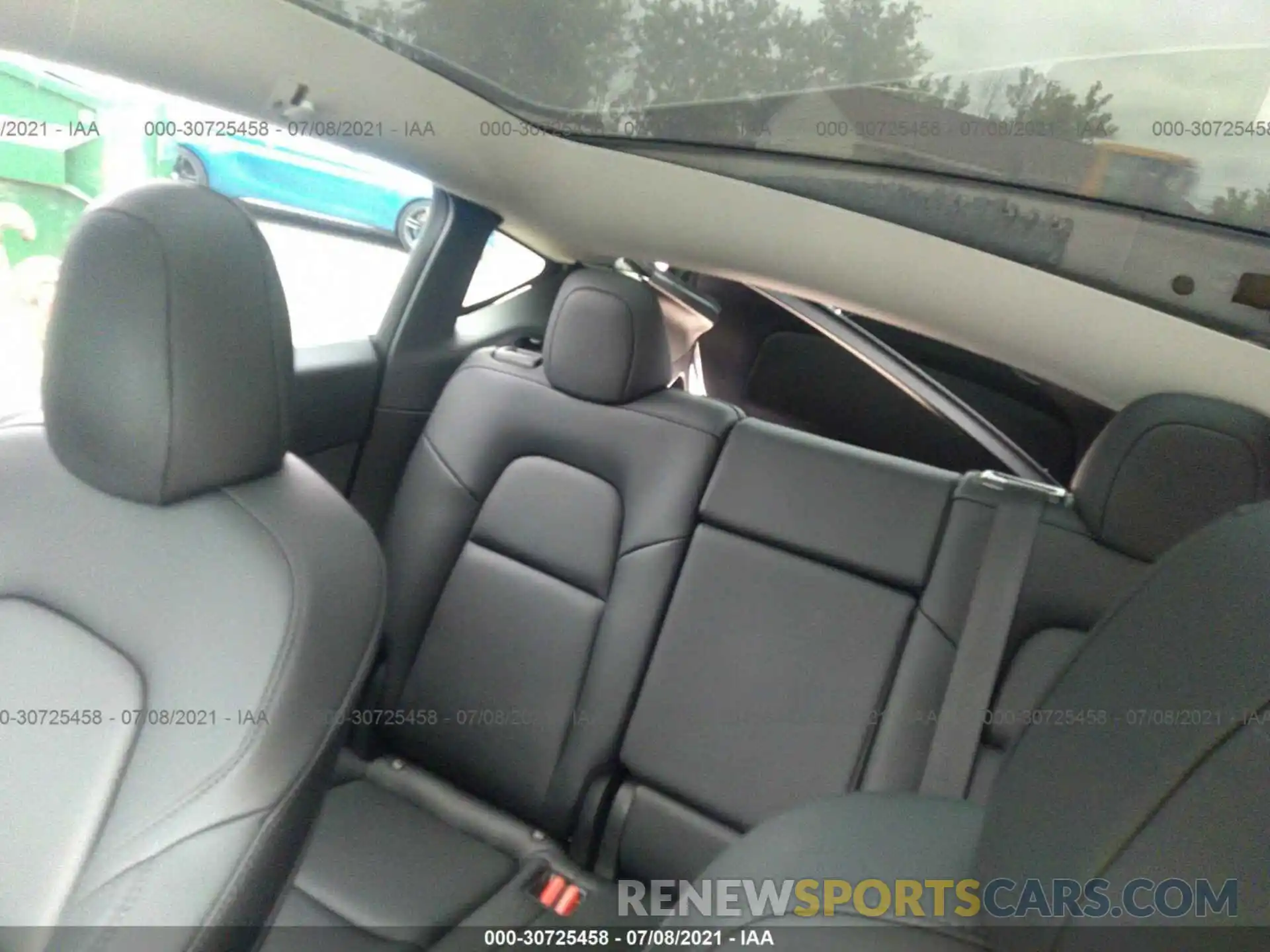 8 Photograph of a damaged car 5YJYGDEF6MF201556 TESLA MODEL Y 2021