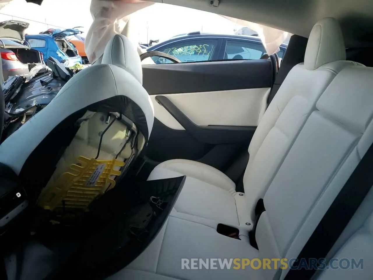 10 Photograph of a damaged car 5YJYGDEF6MF230328 TESLA MODEL Y 2021