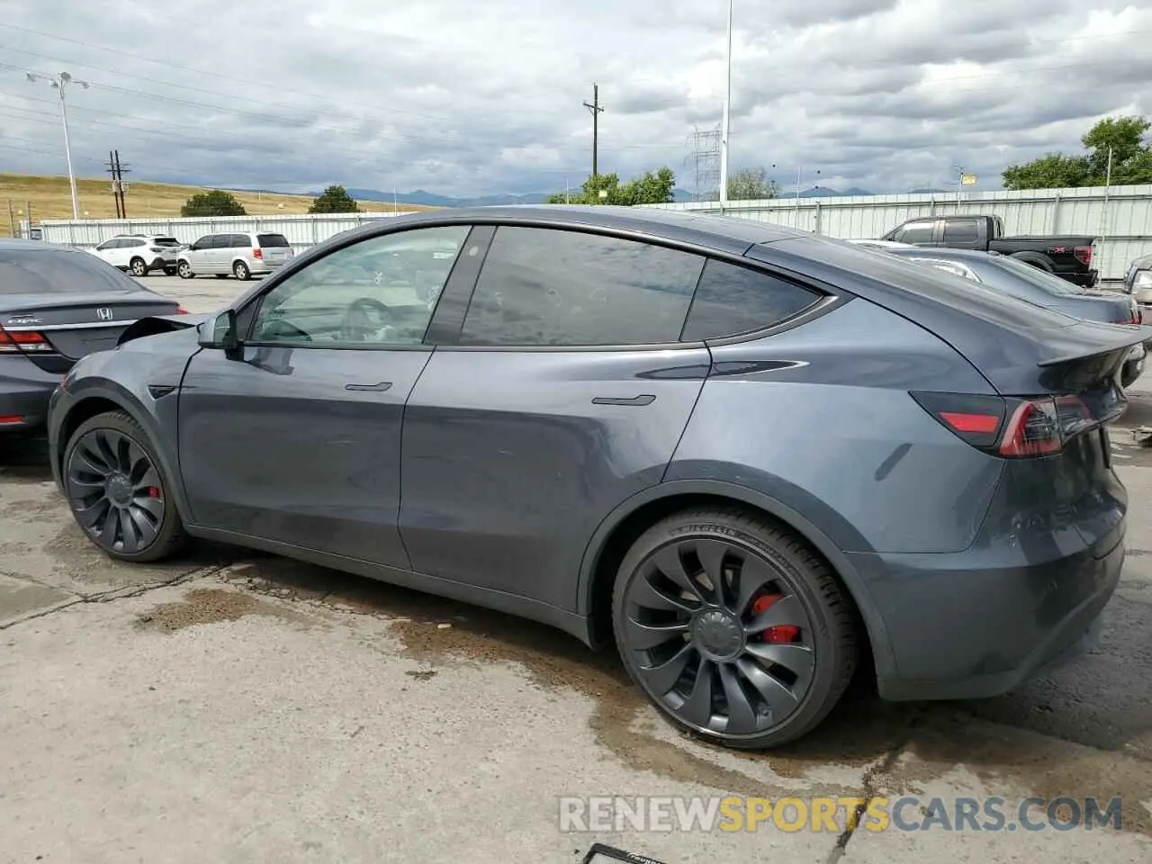 2 Photograph of a damaged car 5YJYGDEF6MF248389 TESLA MODEL Y 2021
