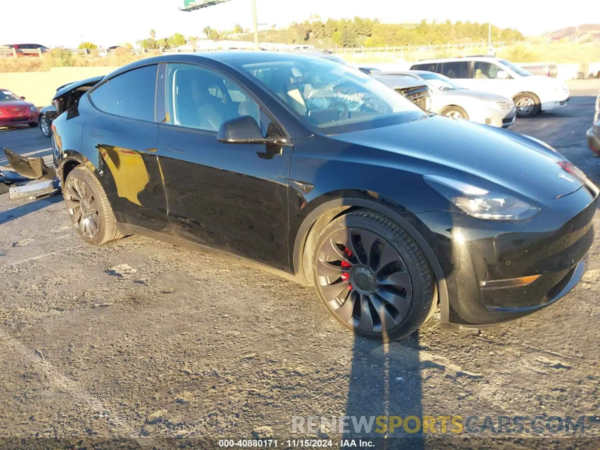 1 Photograph of a damaged car 5YJYGDEF6MF306484 TESLA MODEL Y 2021