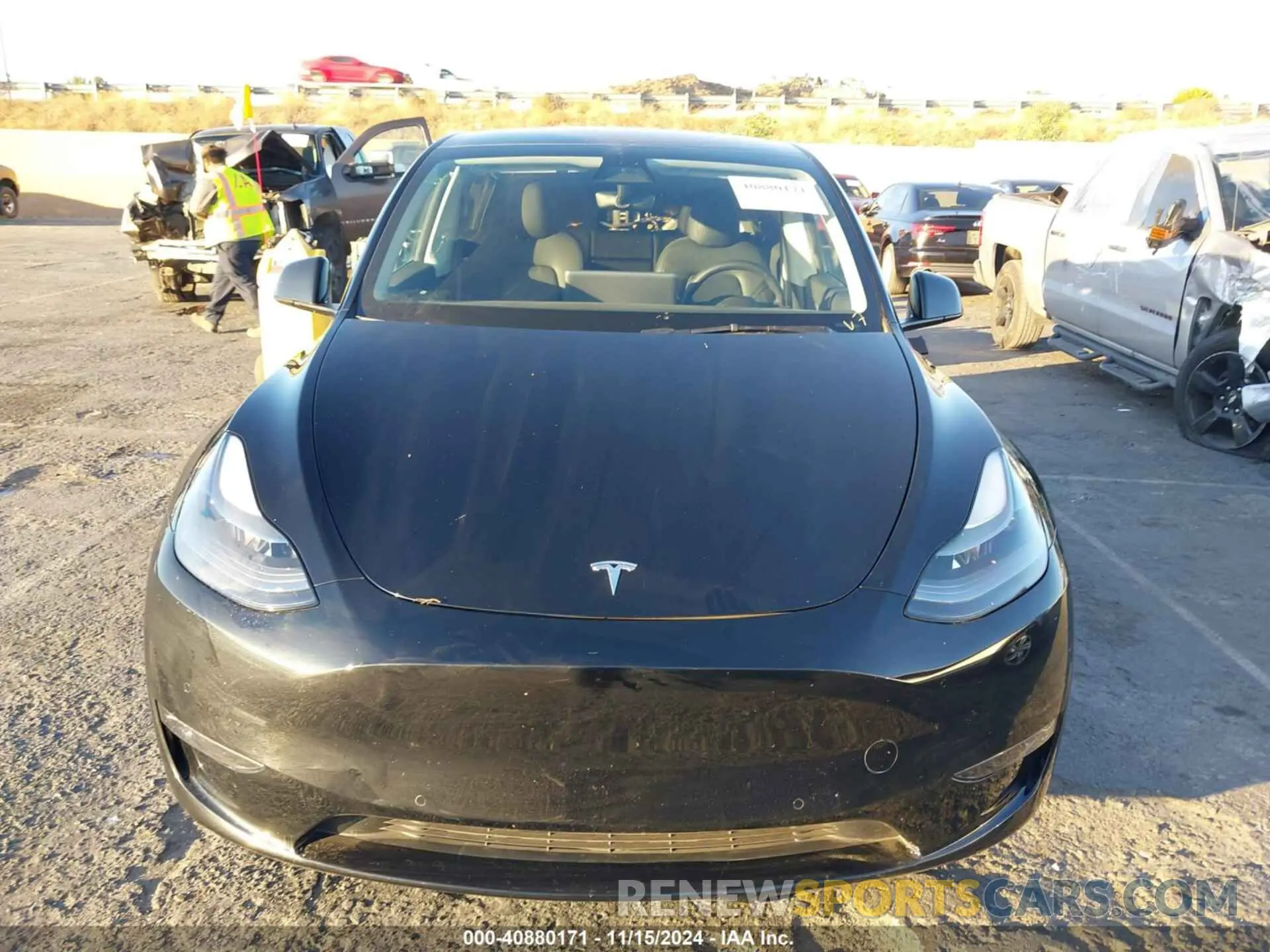 12 Photograph of a damaged car 5YJYGDEF6MF306484 TESLA MODEL Y 2021