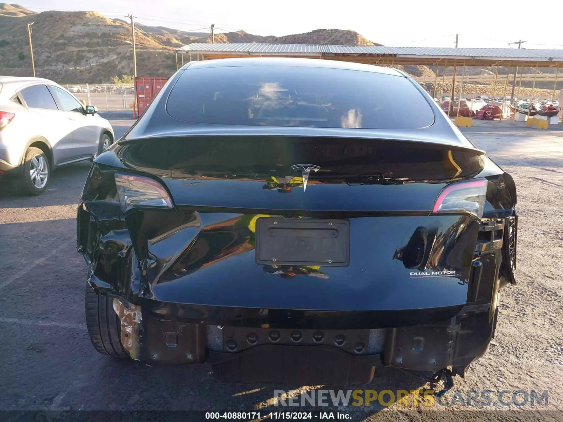 16 Photograph of a damaged car 5YJYGDEF6MF306484 TESLA MODEL Y 2021