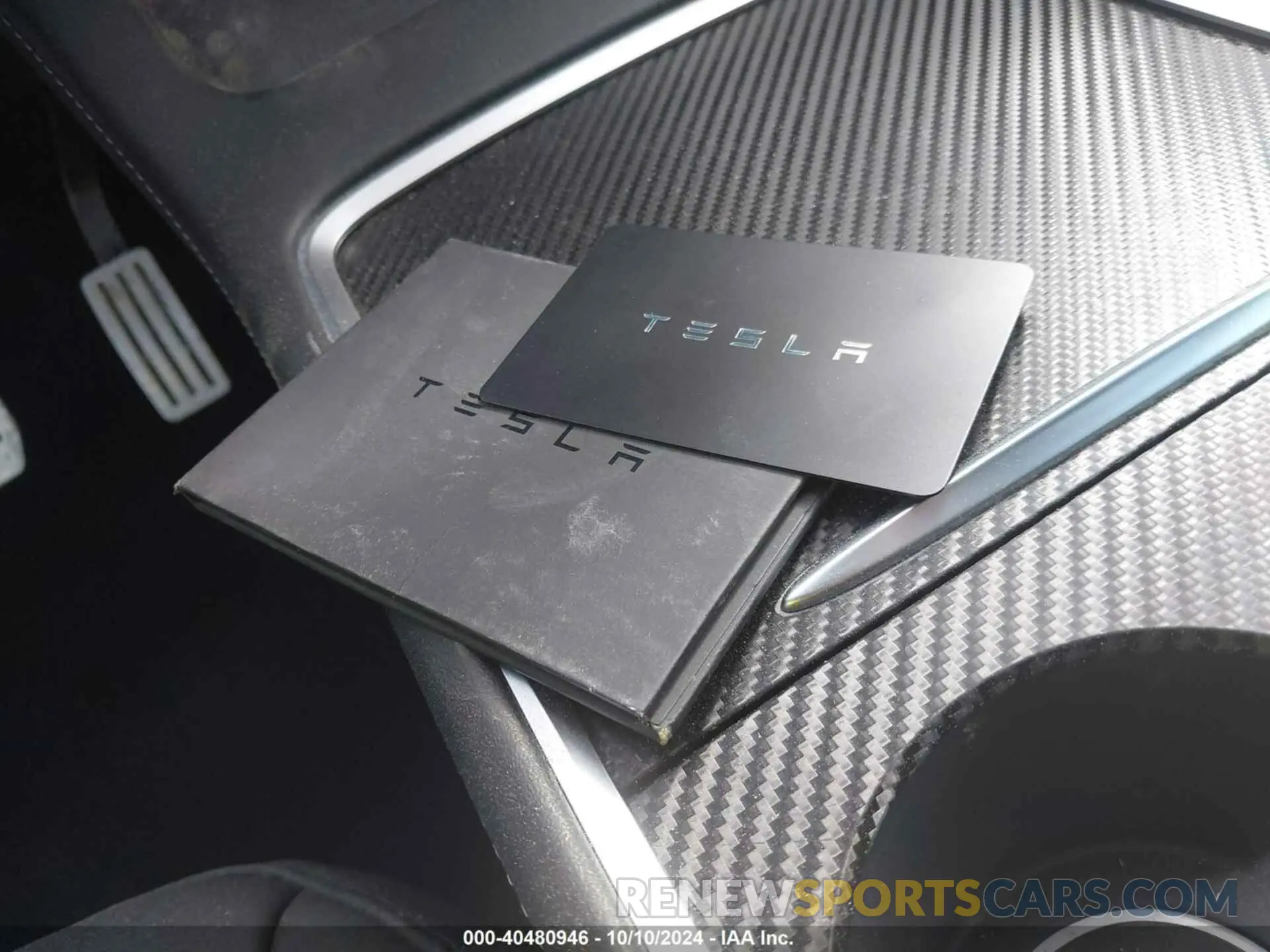 11 Photograph of a damaged car 5YJYGDEF7MF137656 TESLA MODEL Y 2021