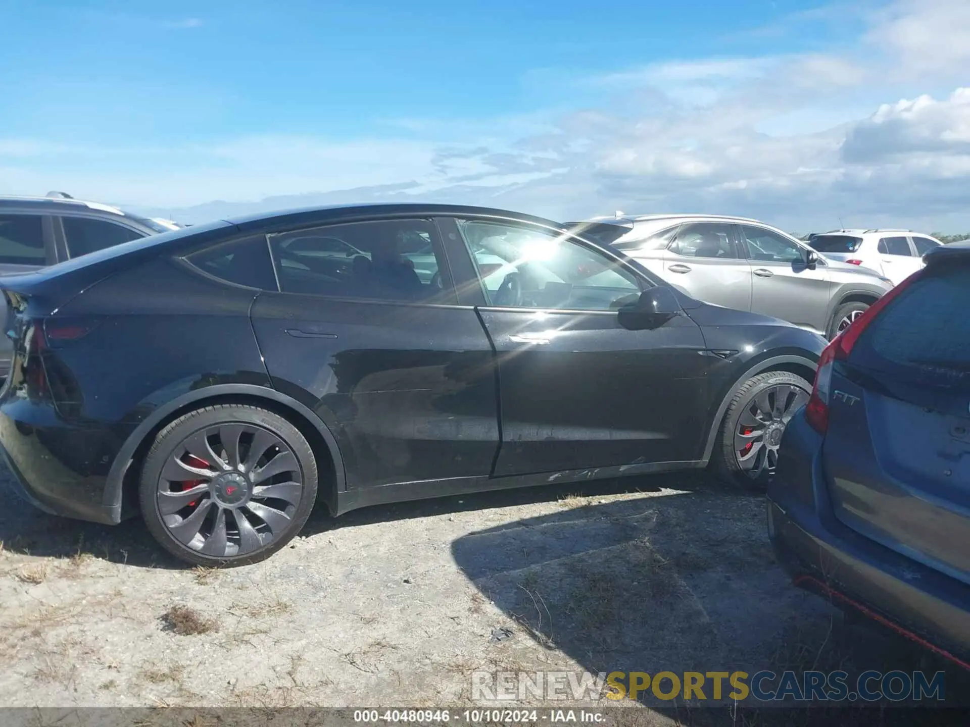 13 Photograph of a damaged car 5YJYGDEF7MF137656 TESLA MODEL Y 2021