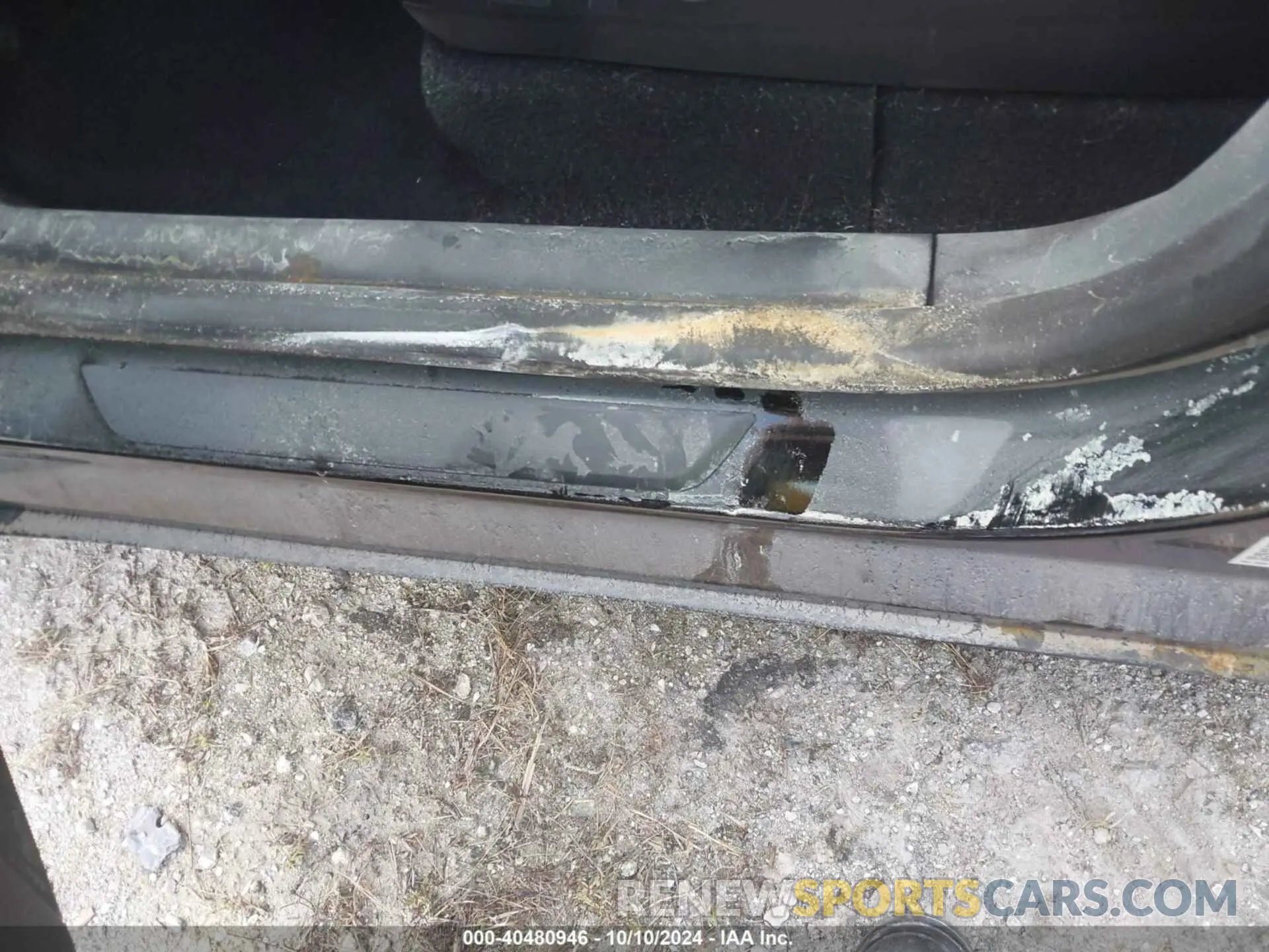 6 Photograph of a damaged car 5YJYGDEF7MF137656 TESLA MODEL Y 2021