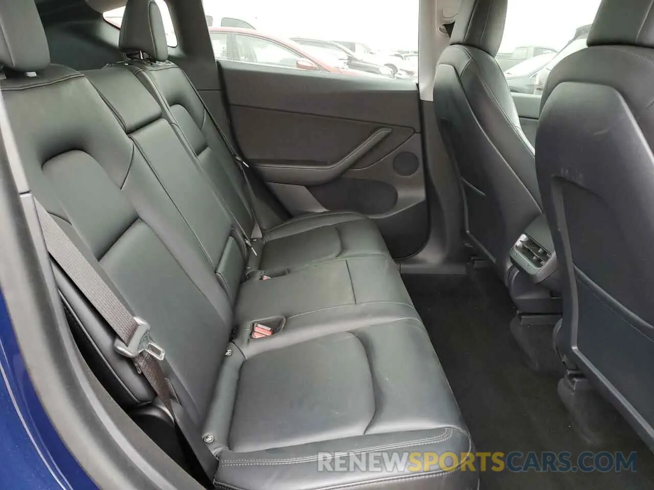 10 Photograph of a damaged car 5YJYGDEF7MF194987 TESLA MODEL Y 2021