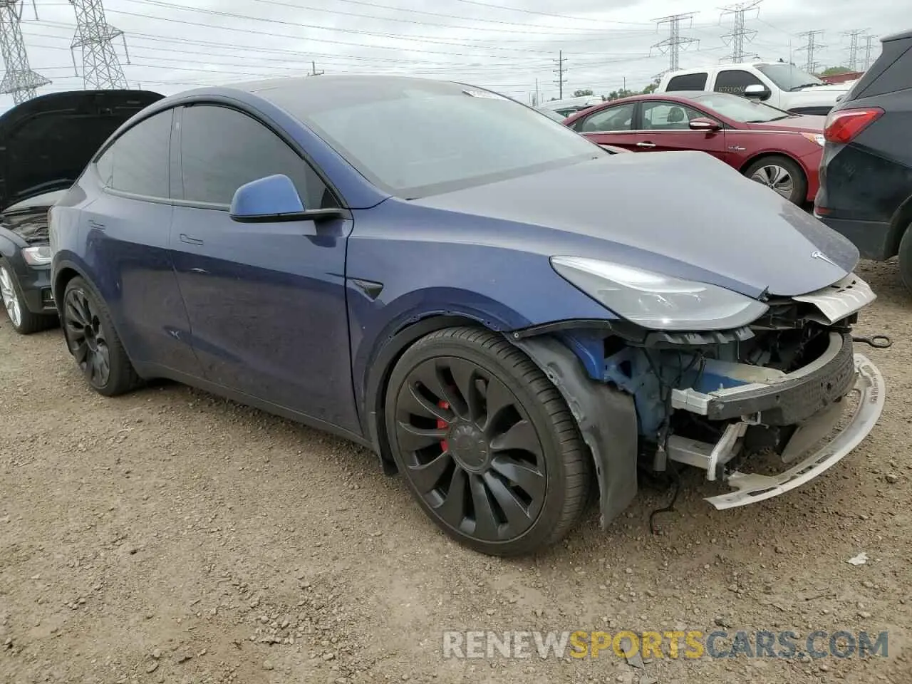 4 Photograph of a damaged car 5YJYGDEF7MF194987 TESLA MODEL Y 2021