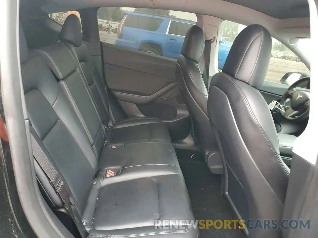 10 Photograph of a damaged car 5YJYGDEF7MF195038 TESLA MODEL Y 2021