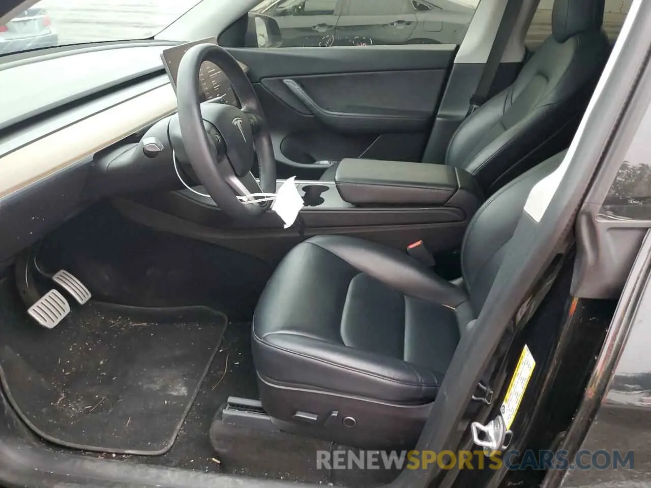 7 Photograph of a damaged car 5YJYGDEF7MF195038 TESLA MODEL Y 2021