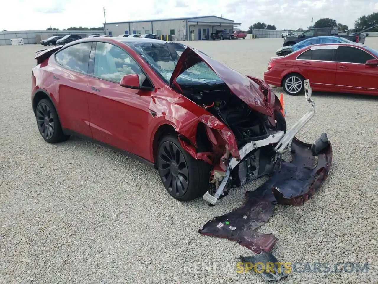 1 Photograph of a damaged car 5YJYGDEF7MF197310 TESLA MODEL Y 2021